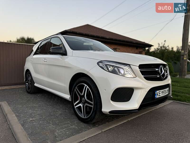 Позашляховик / Кросовер Mercedes-Benz GLE-Class 2017 в Києві фото 2 Позашляховик / Кросовер Mercedes-Benz GLE-Class 2017 в Києві