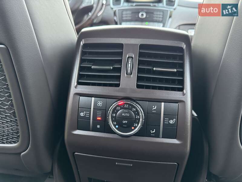 Позашляховик / Кросовер Mercedes-Benz GLE-Class 2017 в Києві фото 54 Позашляховик / Кросовер Mercedes-Benz GLE-Class 2017 в Києві