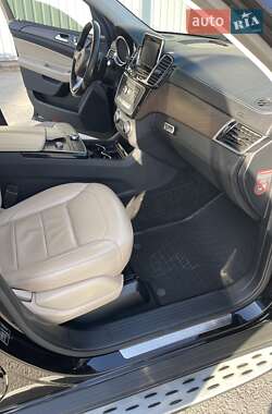 Внедорожник / Кроссовер Mercedes-Benz GLE-Class 2015 в 
