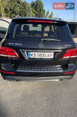 Внедорожник / Кроссовер Mercedes-Benz GLE-Class 2015 в 