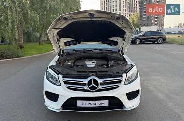 Внедорожник / Кроссовер Mercedes-Benz GLE-Class 2017 в 