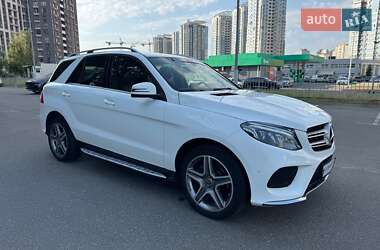 Внедорожник / Кроссовер Mercedes-Benz GLE-Class 2017 в 