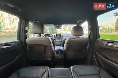 Внедорожник / Кроссовер Mercedes-Benz GLE-Class 2017 в 