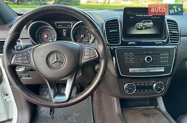 Внедорожник / Кроссовер Mercedes-Benz GLE-Class 2017 в 