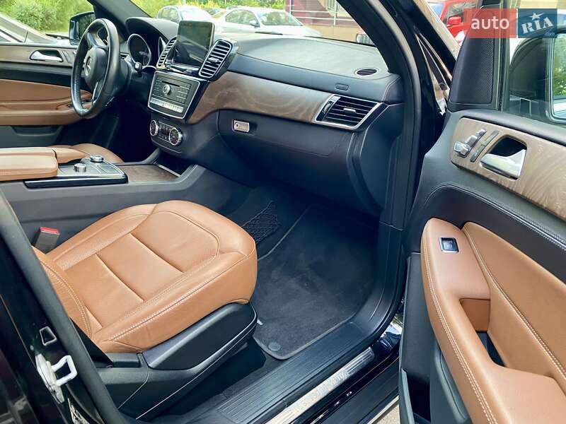 Внедорожник / Кроссовер Mercedes-Benz GLE-Class 2016 в Киеве