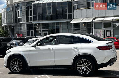 Внедорожник / Кроссовер Mercedes-Benz GLE-Class 2016 в 