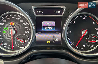 Внедорожник / Кроссовер Mercedes-Benz GLE-Class 2015 в 