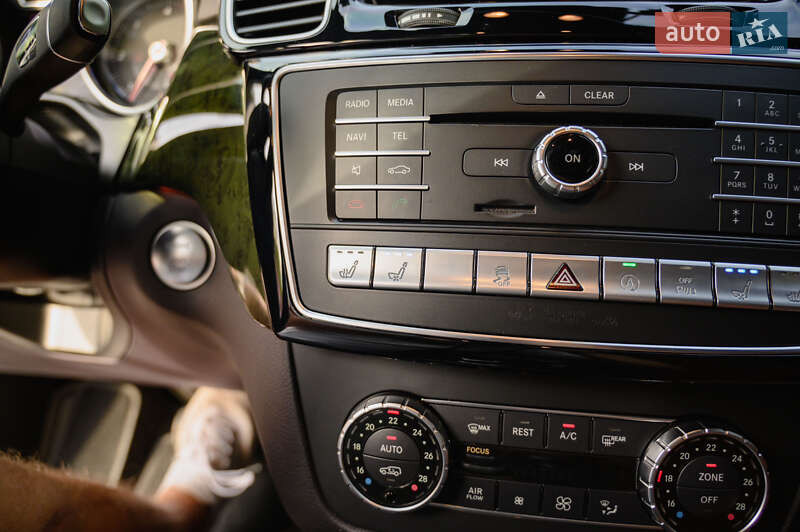 Внедорожник / Кроссовер Mercedes-Benz GLE-Class 2016 в Николаеве