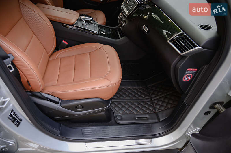 Внедорожник / Кроссовер Mercedes-Benz GLE-Class 2016 в Николаеве