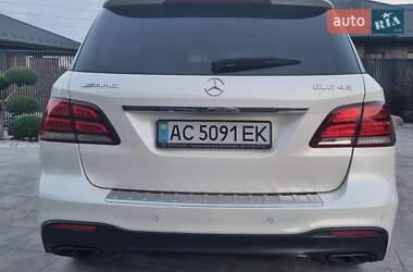 Внедорожник / Кроссовер Mercedes-Benz GLE-Class 2016 в 