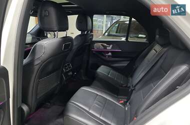 Внедорожник / Кроссовер Mercedes-Benz GLE-Class 2019 в 