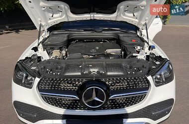 Позашляховик / Кросовер Mercedes-Benz GLE-Class 2019 в 