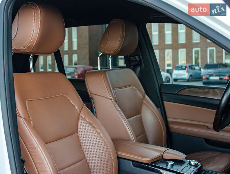 Внедорожник / Кроссовер Mercedes-Benz GLE-Class 2016 в Днепре