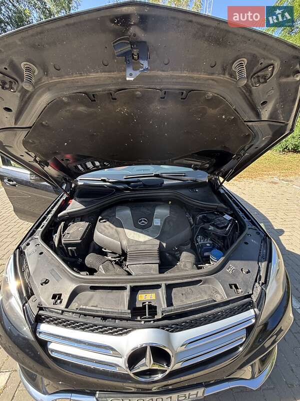Внедорожник / Кроссовер Mercedes-Benz GLE-Class 2015 в Киеве фото 10 Внедорожник / Кроссовер Mercedes-Benz GLE-Class 2015 в Киеве
