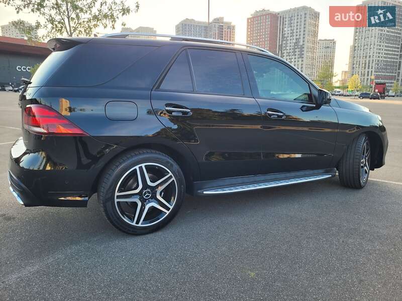 Позашляховик / Кросовер Mercedes-Benz GLE-Class 2017 в Києві фото 25 Позашляховик / Кросовер Mercedes-Benz GLE-Class 2017 в Києві