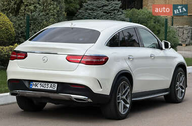 Внедорожник / Кроссовер Mercedes-Benz GLE-Class 2015 в 
