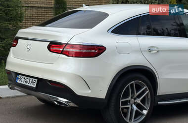 Внедорожник / Кроссовер Mercedes-Benz GLE-Class 2015 в 
