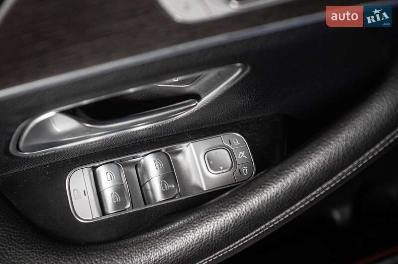 Позашляховик / Кросовер Mercedes-Benz GLE-Class 2020 в Одесі