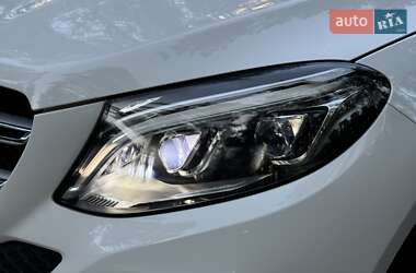 Внедорожник / Кроссовер Mercedes-Benz GLE-Class 2015 в 