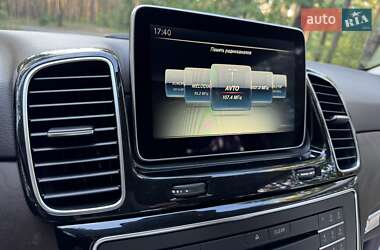 Внедорожник / Кроссовер Mercedes-Benz GLE-Class 2015 в 