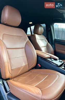 Внедорожник / Кроссовер Mercedes-Benz GLE-Class 2019 в 
