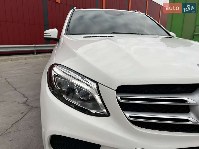 Позашляховик / Кросовер Mercedes-Benz GLE-Class 2016 в Києві фото 6 Позашляховик / Кросовер Mercedes-Benz GLE-Class 2016 в Києві