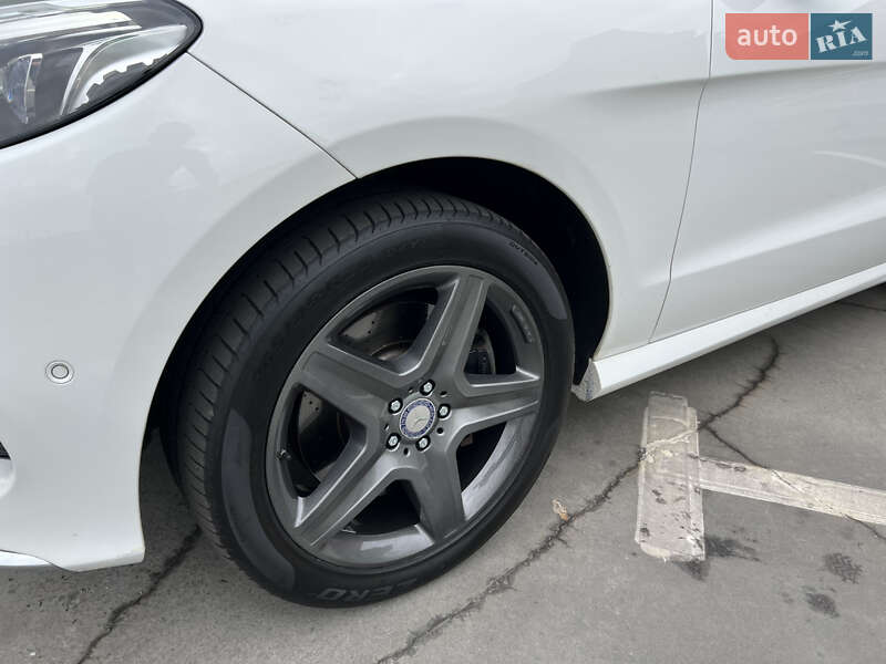 Позашляховик / Кросовер Mercedes-Benz GLE-Class 2016 в Києві фото 8 Позашляховик / Кросовер Mercedes-Benz GLE-Class 2016 в Києві