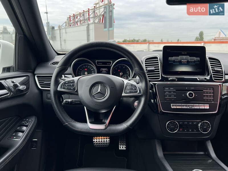 Позашляховик / Кросовер Mercedes-Benz GLE-Class 2016 в Києві фото 36 Позашляховик / Кросовер Mercedes-Benz GLE-Class 2016 в Києві