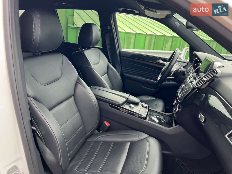 Позашляховик / Кросовер Mercedes-Benz GLE-Class 2016 в Києві фото 42 Позашляховик / Кросовер Mercedes-Benz GLE-Class 2016 в Києві