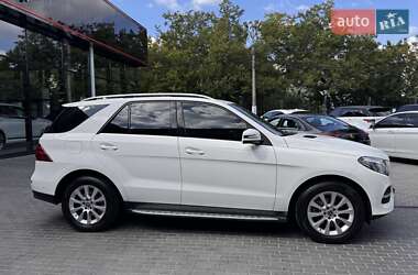 Внедорожник / Кроссовер Mercedes-Benz GLE-Class 2017 в 
