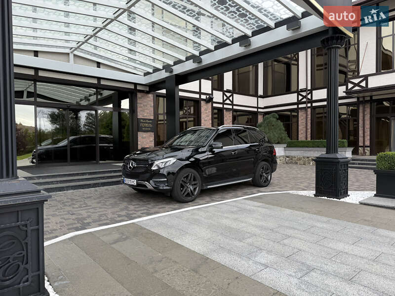 Внедорожник / Кроссовер Mercedes-Benz GLE-Class 2016 в Днепре фото 2 Внедорожник / Кроссовер Mercedes-Benz GLE-Class 2016 в Днепре