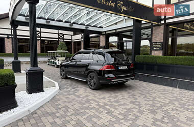 Внедорожник / Кроссовер Mercedes-Benz GLE-Class 2016 в 