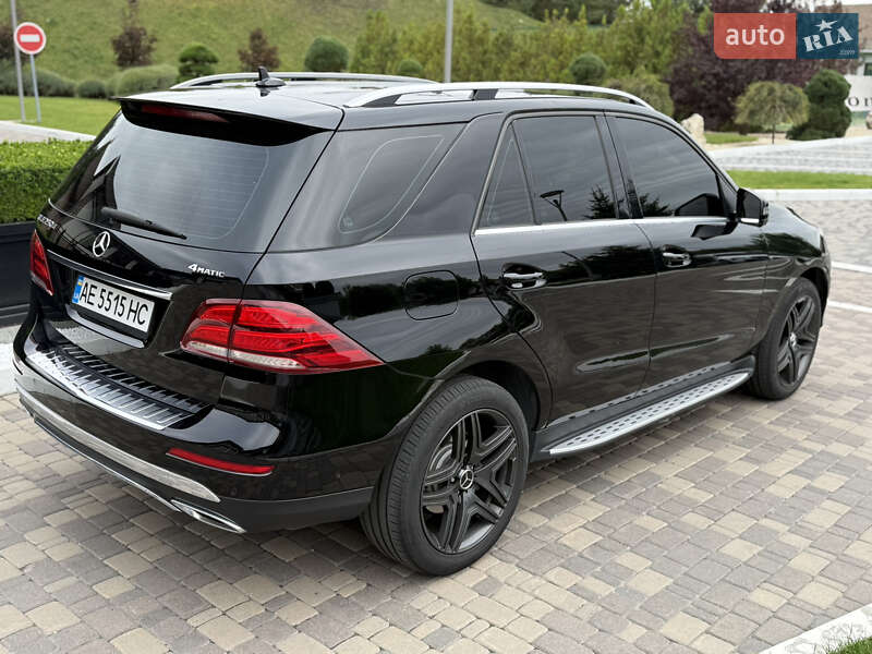 Внедорожник / Кроссовер Mercedes-Benz GLE-Class 2016 в Днепре фото 12 Внедорожник / Кроссовер Mercedes-Benz GLE-Class 2016 в Днепре