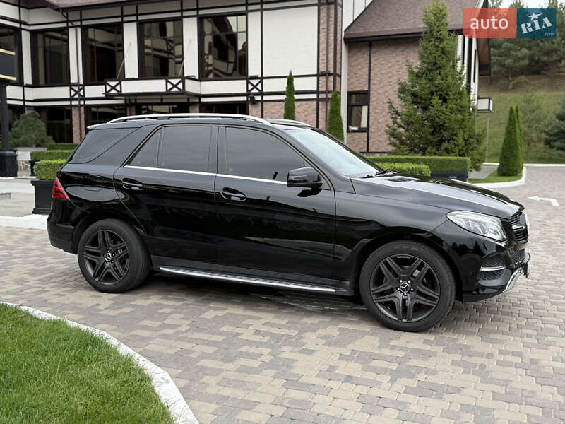 Внедорожник / Кроссовер Mercedes-Benz GLE-Class 2016 в Днепре фото 31 Внедорожник / Кроссовер Mercedes-Benz GLE-Class 2016 в Днепре