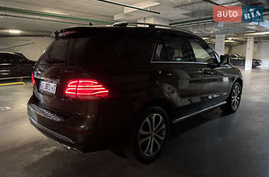 Внедорожник / Кроссовер Mercedes-Benz GLE-Class 2016 в 