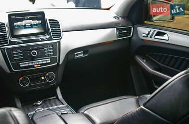 Внедорожник / Кроссовер Mercedes-Benz GLE-Class 2015 в 