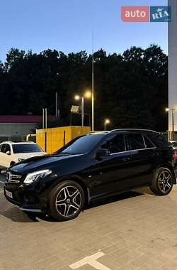 Внедорожник / Кроссовер Mercedes-Benz GLE-Class 2016 в 
