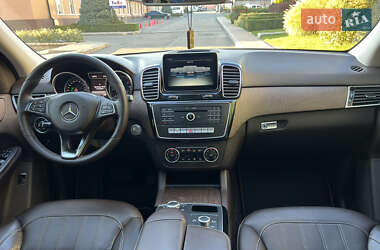 Внедорожник / Кроссовер Mercedes-Benz GLE-Class 2015 в 