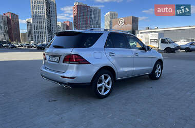 Позашляховик / Кросовер Mercedes-Benz GLE-Class 2018 в  фото 6 Позашляховик / Кросовер Mercedes-Benz GLE-Class 2018 в