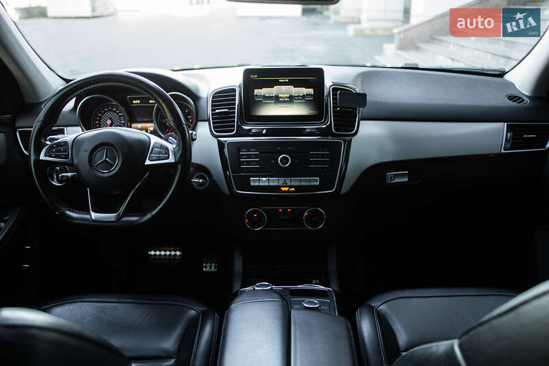 Внедорожник / Кроссовер Mercedes-Benz GLE-Class 2016 в Киеве