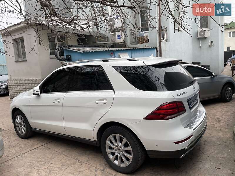 Внедорожник / Кроссовер Mercedes-Benz GLE-Class 2017 в Луцке