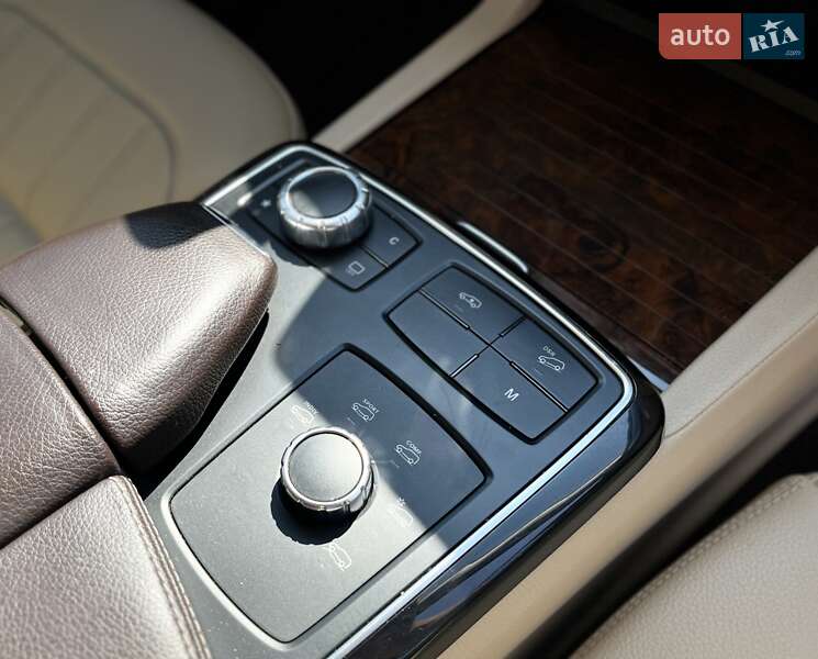 Внедорожник / Кроссовер Mercedes-Benz GLE-Class 2015 в Луцке фото 19 Внедорожник / Кроссовер Mercedes-Benz GLE-Class 2015 в Луцке