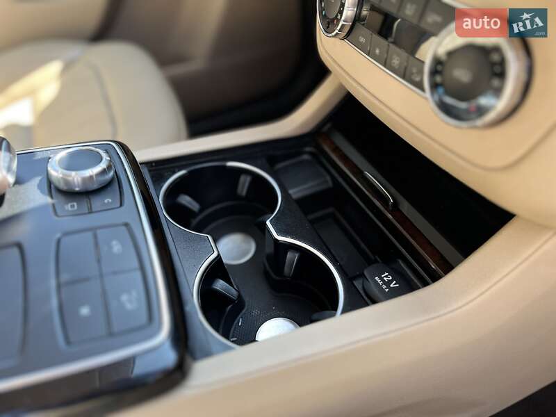 Внедорожник / Кроссовер Mercedes-Benz GLE-Class 2015 в Луцке фото 23 Внедорожник / Кроссовер Mercedes-Benz GLE-Class 2015 в Луцке