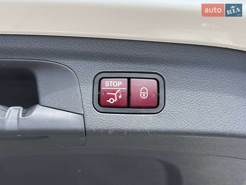 Позашляховик / Кросовер Mercedes-Benz GLE-Class 2020 в Києві