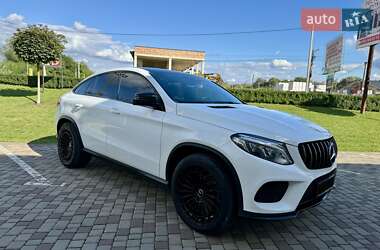 Внедорожник / Кроссовер Mercedes-Benz GLE-Class 2016 в 
