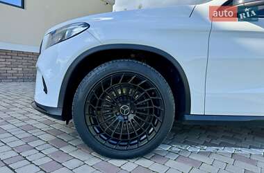 Внедорожник / Кроссовер Mercedes-Benz GLE-Class 2016 в 