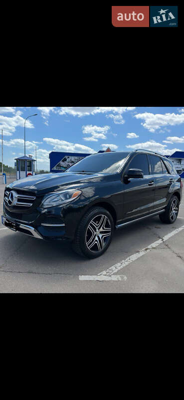 Позашляховик / Кросовер Mercedes-Benz GLE-Class 2017 в Одесі фото 6 Позашляховик / Кросовер Mercedes-Benz GLE-Class 2017 в Одесі