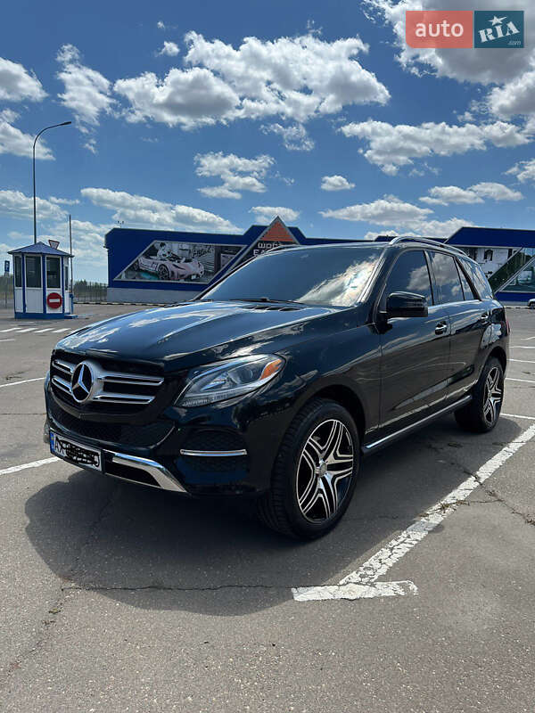 Позашляховик / Кросовер Mercedes-Benz GLE-Class 2017 в Одесі фото 8 Позашляховик / Кросовер Mercedes-Benz GLE-Class 2017 в Одесі