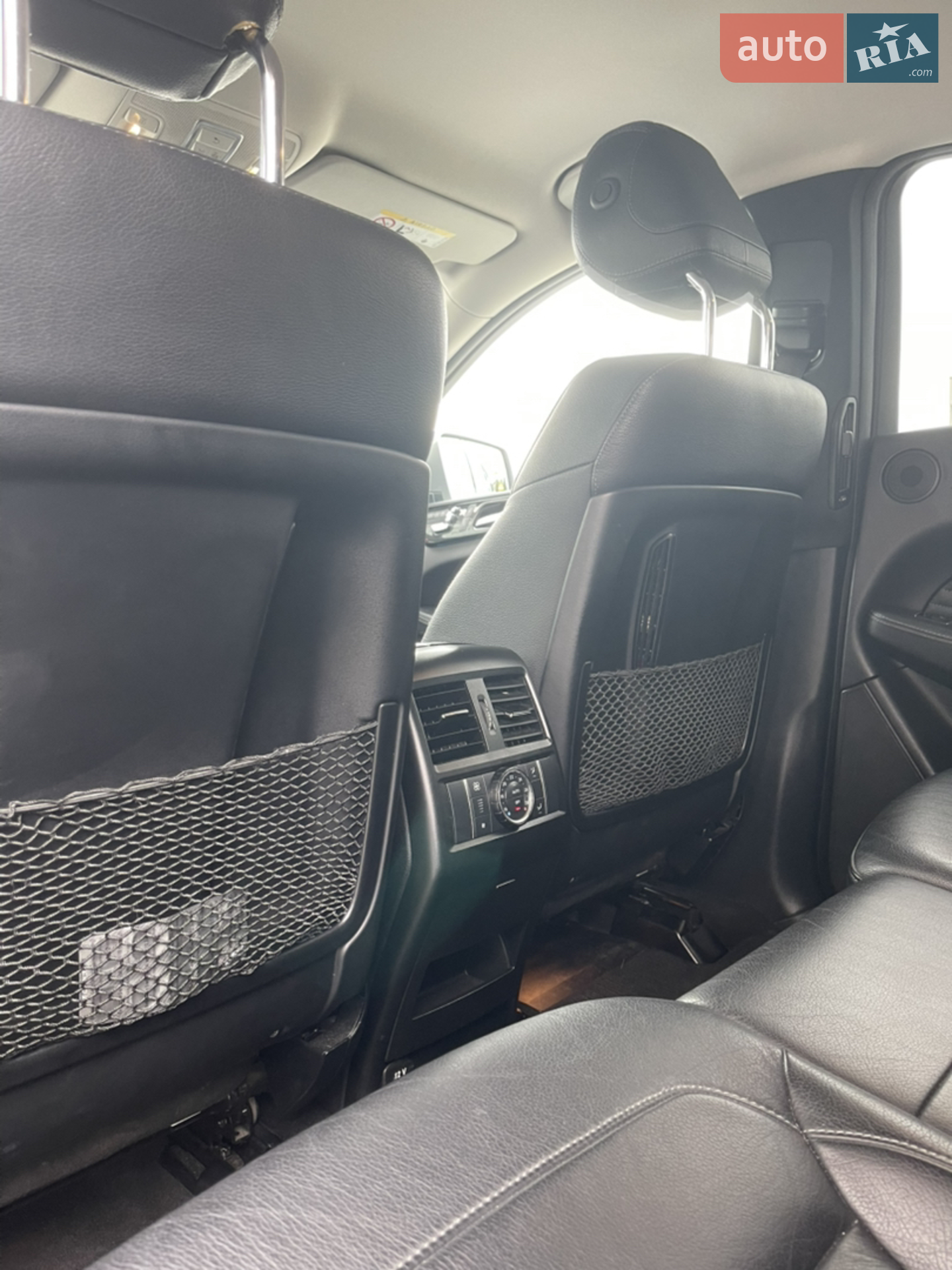2016 Mercedes-Benz GLE - мініатюра 23