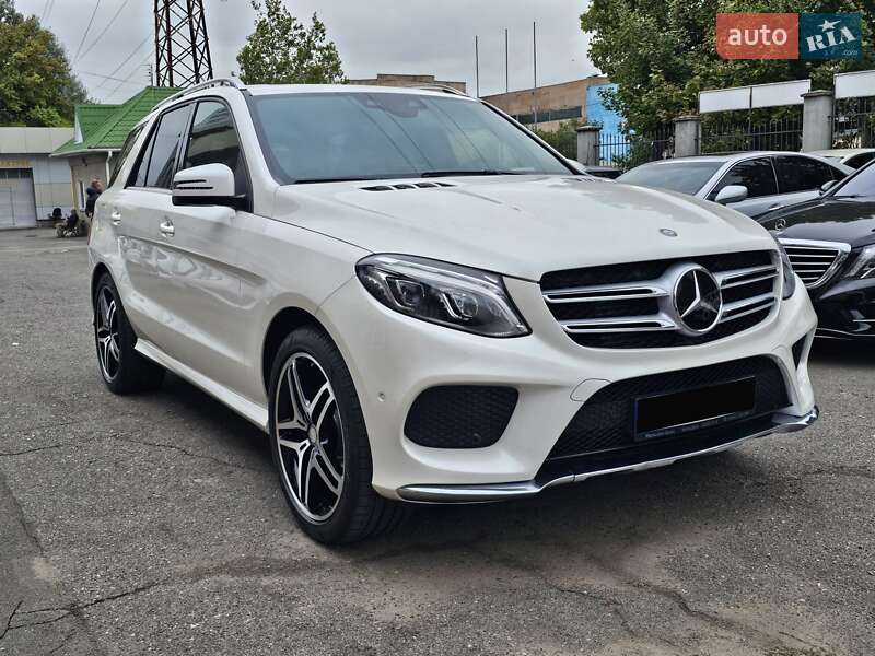 Позашляховик / Кросовер Mercedes-Benz GLE-Class 2015 в Одесі